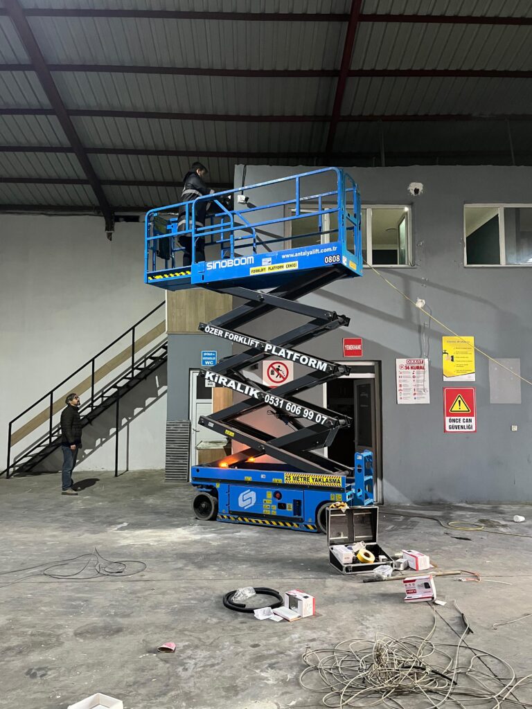 Manlift Güvenli Çalışma Ortamı